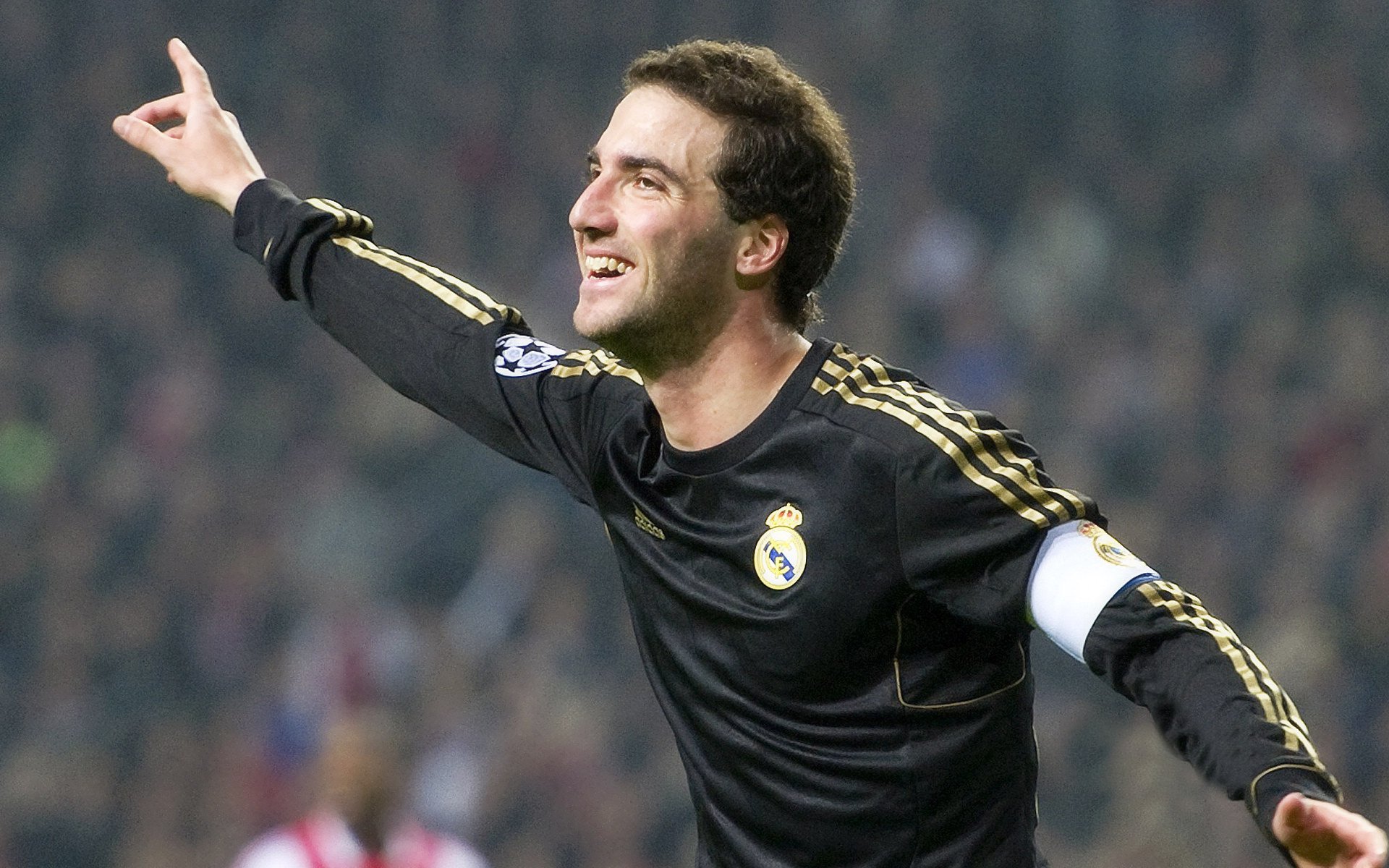 kaiyun app download-“英超赛场燃爆！关键比赛影响榜单走势”，英超比赛分析